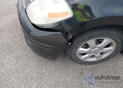 2009 Nissan Versa 1.8Sl from USA, damaged, VIN 3N1BC13E09L394034